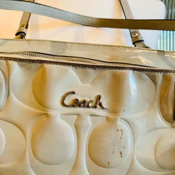 COACH Gallery Embossed Patent Leather Bag - Picture 2 of 12